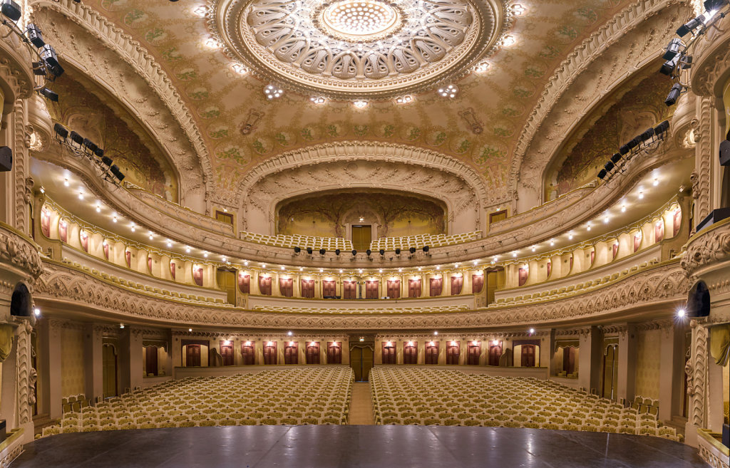 拜罗伊特歌剧院图片