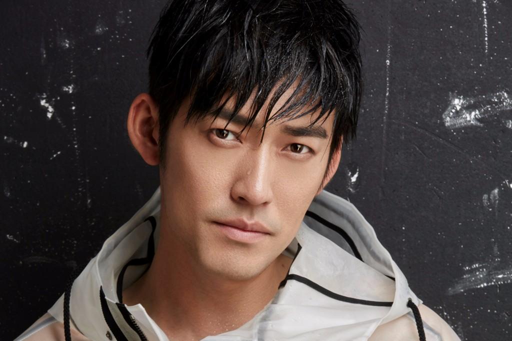 张博最新时尚大片 上演眼神杀撩力满分