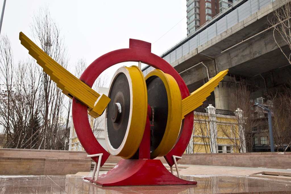 中东铁路的滚滚车轮带来了一座东方小巴黎