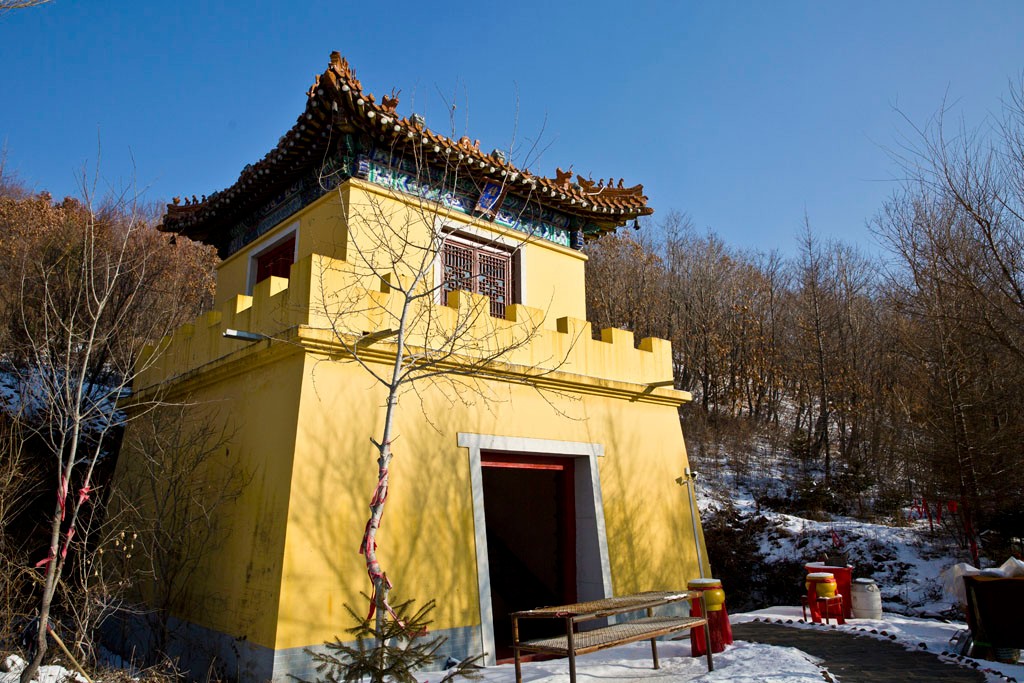 创建了多处全国第一的寺庙 绥芬河大光明寺