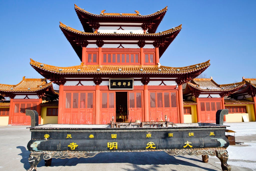 创建了多处全国第一的寺庙 绥芬河大光明寺