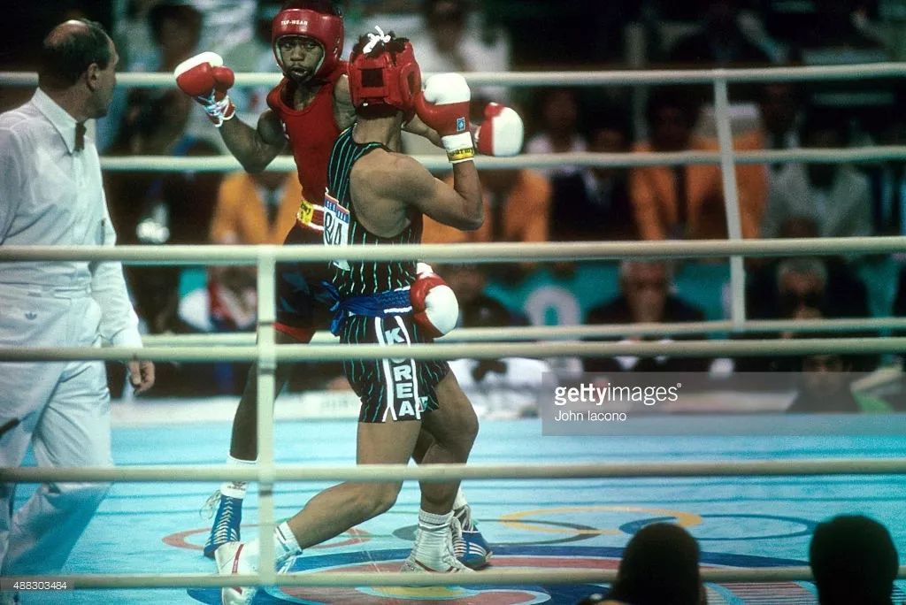 连"拳击之神"都敢黑,毫无下限!|琼斯|奥运会|罗伊·琼斯_新浪网