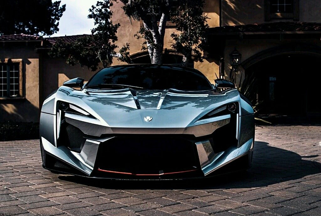 motors打造的,前不久在上海车展上亮相了旗下全新超跑--芬尼尔super