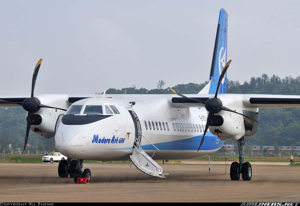 我再造一架新飞机,虽然丑但很实用!