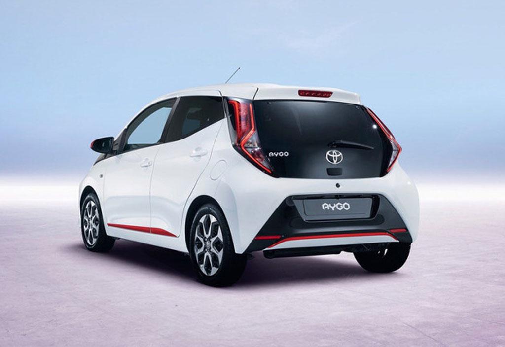 都市小精灵新款丰田aygo官图发布搭载10l动力