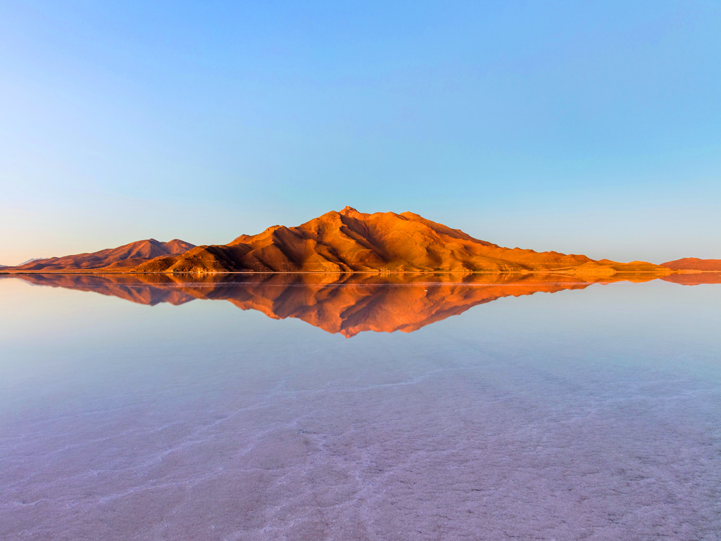 远在天边,近在眼前!地球上最接近天堂的景象:玻利维亚天空之镜