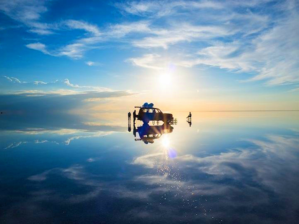 远在天边,近在眼前!地球上最接近天堂的景象:玻利维亚天空之镜