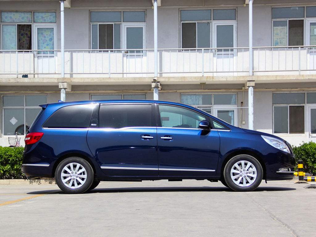 全新别克gl8,舒适感堪比飞机的头等舱,中排仿埃尔法座椅!