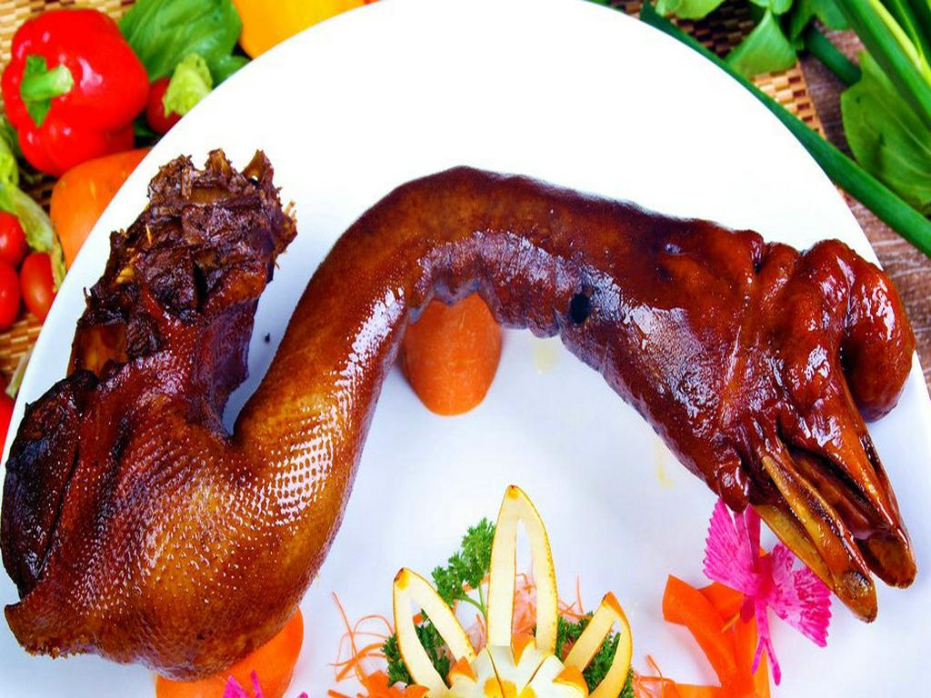 广东: 御鹅无数的美食——老鹅头! 1800一个头!