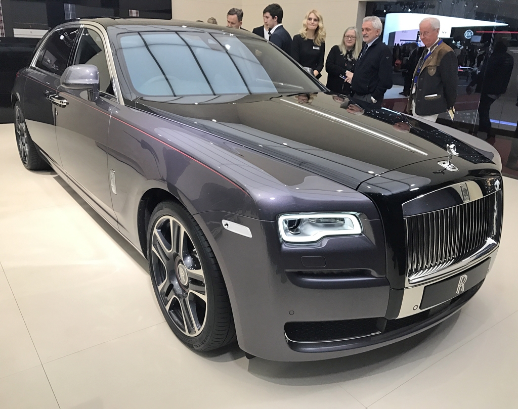 450个小时的打磨与调校,作为世界顶级超豪华轿车代表,它的存在本身就