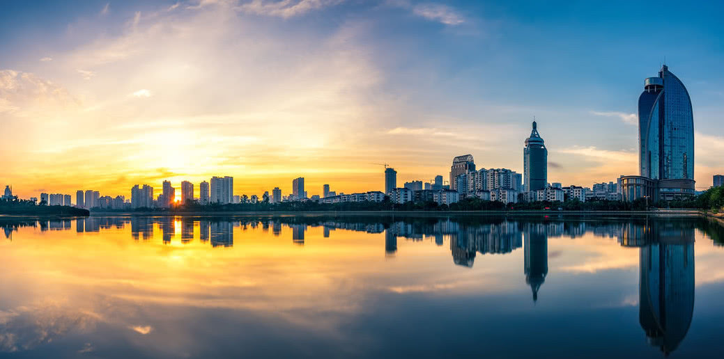 别在盯着三亚了,南方这个临海城市,一样值得去一次!