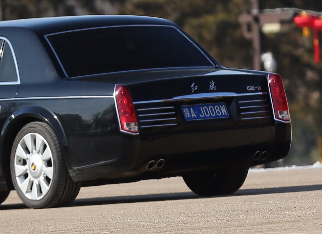 马克龙到访西安 乘坐红旗l5礼宾车