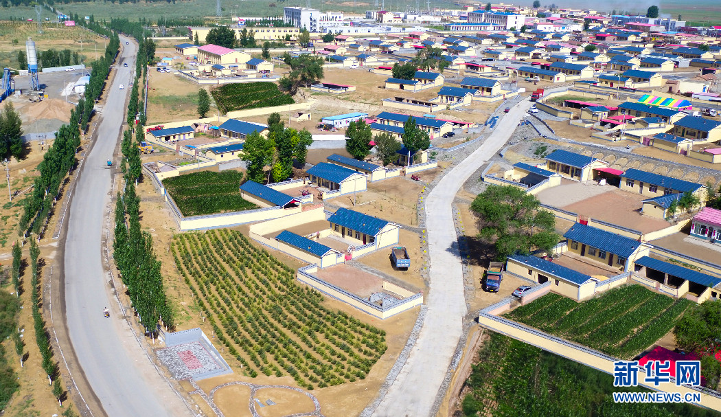 达拉特旗昭君镇和胜村城拐社乡村公路.