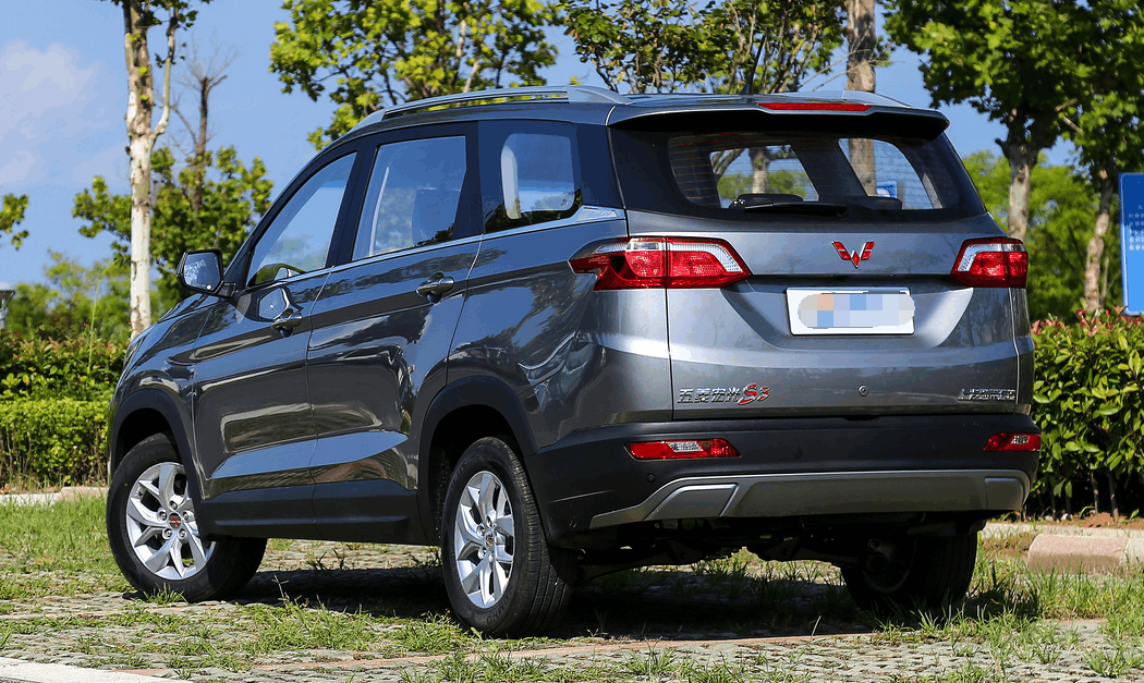 五菱宏光首款suv宏光s3上市了