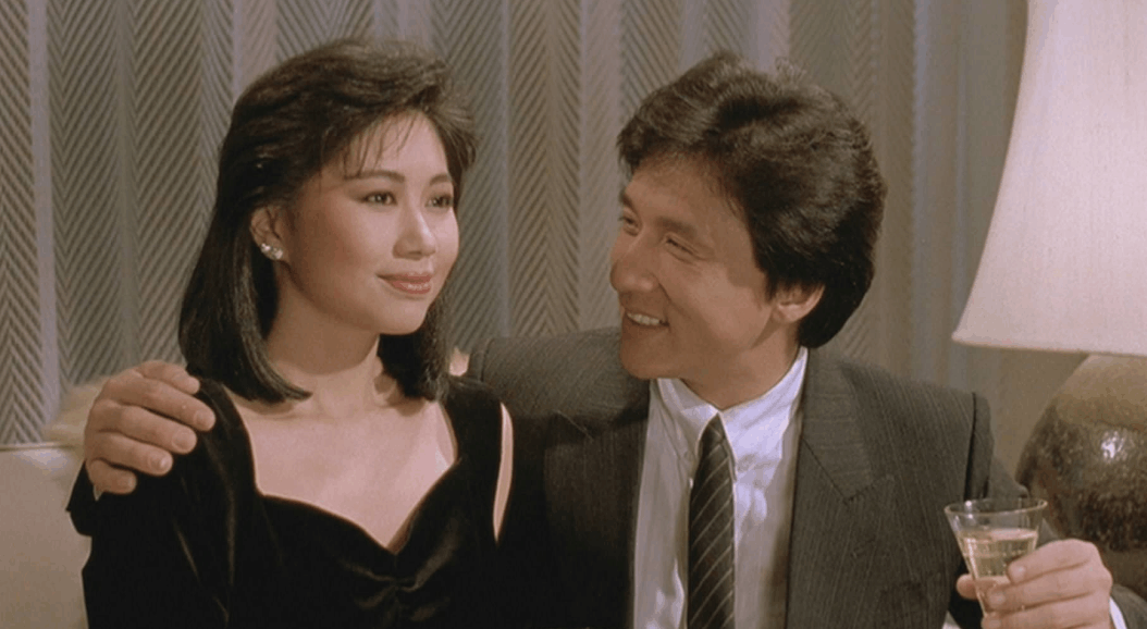 曾经香港小姐,与前夫离婚被曝一周要10次,今带着孩子三嫁初恋