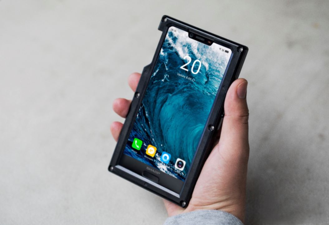 夏普s3正面板遭曝光,也采用iphone x刘海设计?