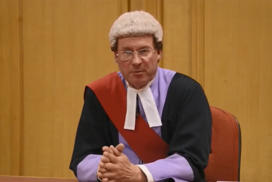 为什么外国法官都要戴假发,看完就知道了!