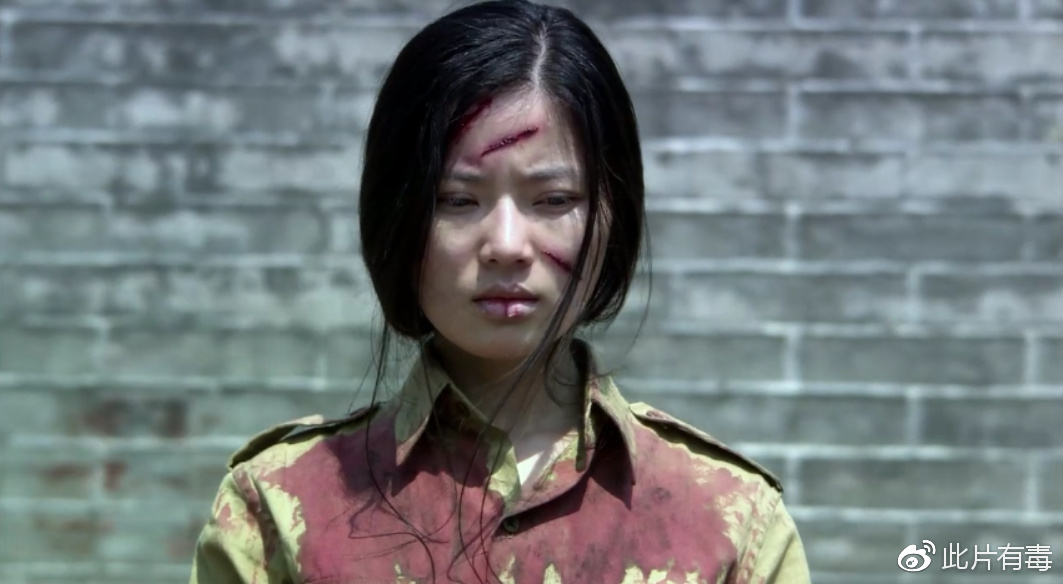 比如曾墨怡被捕,她是必死无疑,就算郑耀先暴露身份豁出性命也救不了她