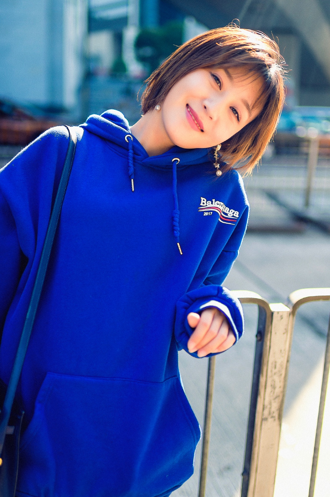 田一希录制冰雪初体验 推广田氏滑冰要... 来自亿线星辰 - 微博