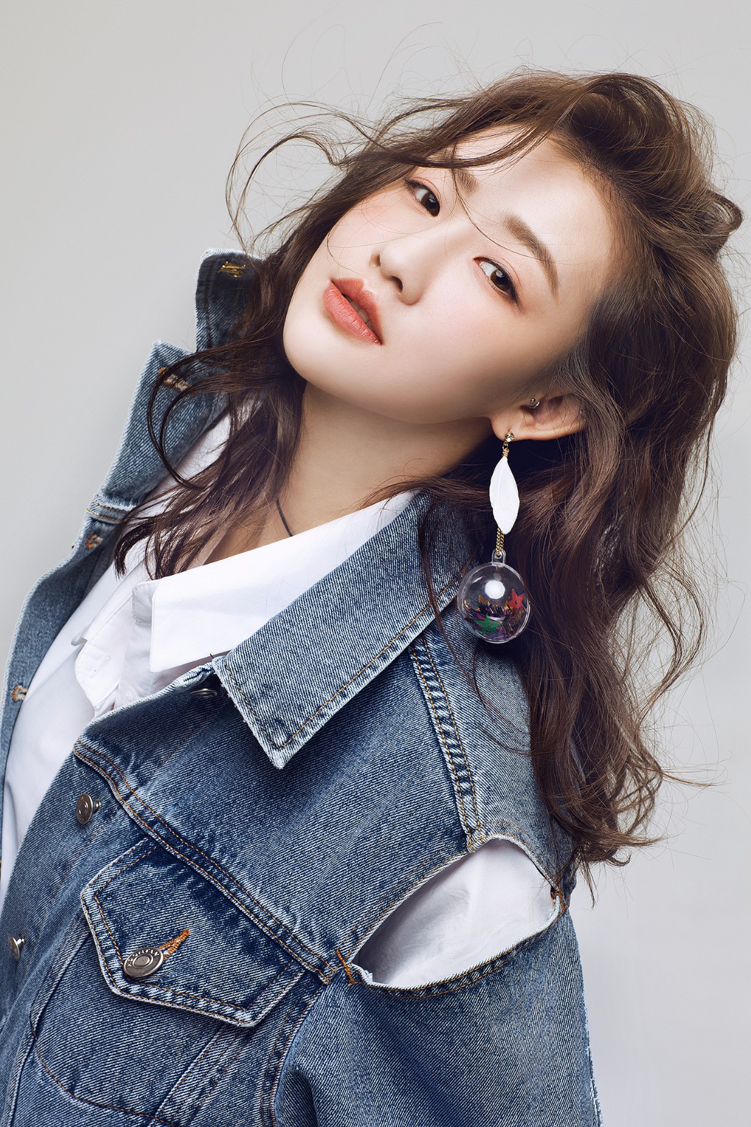 95后新晋小花张雅楠首度挑大梁出演电影爱凶猛女一号