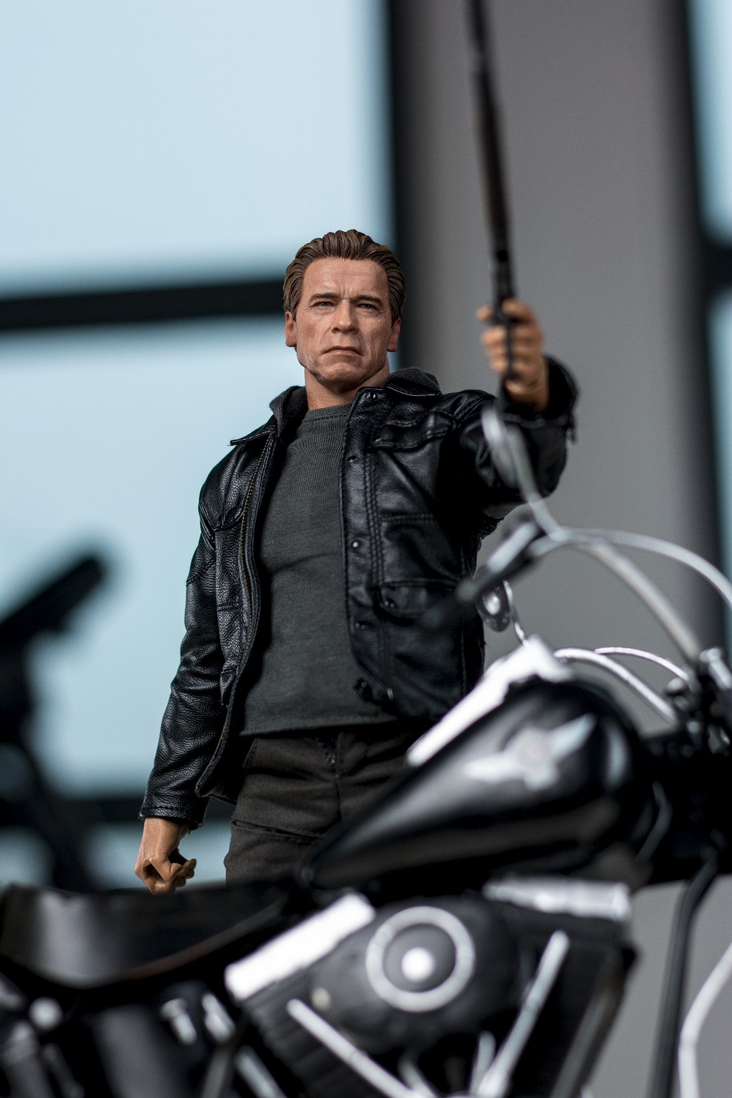 hottoys终结者创世纪t800阿诺施瓦辛格