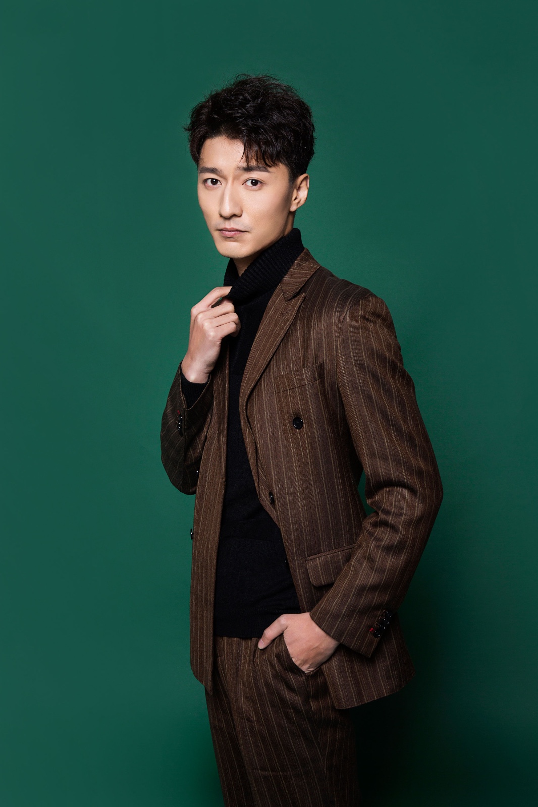 金泽灏西装写真发布型格绅士诠释轻熟男style