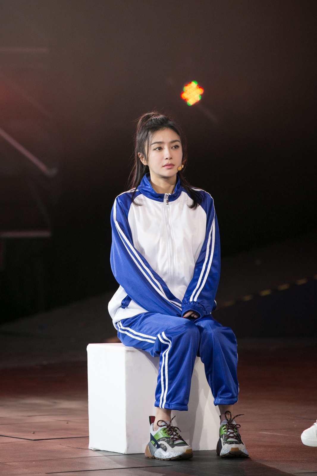 秦岚春节三晚会霸屏抢眼 《还珠》重播跃然热搜惹情怀