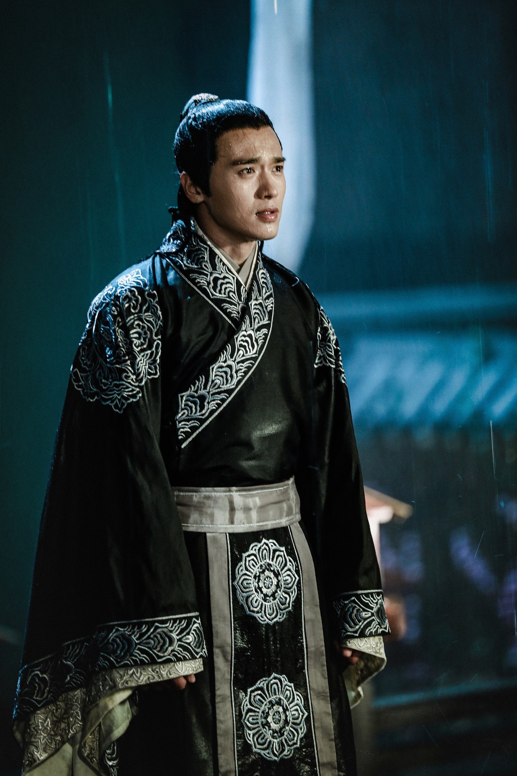 高云翔实力诠释霸道王爷,网友直喊"太苏啦!