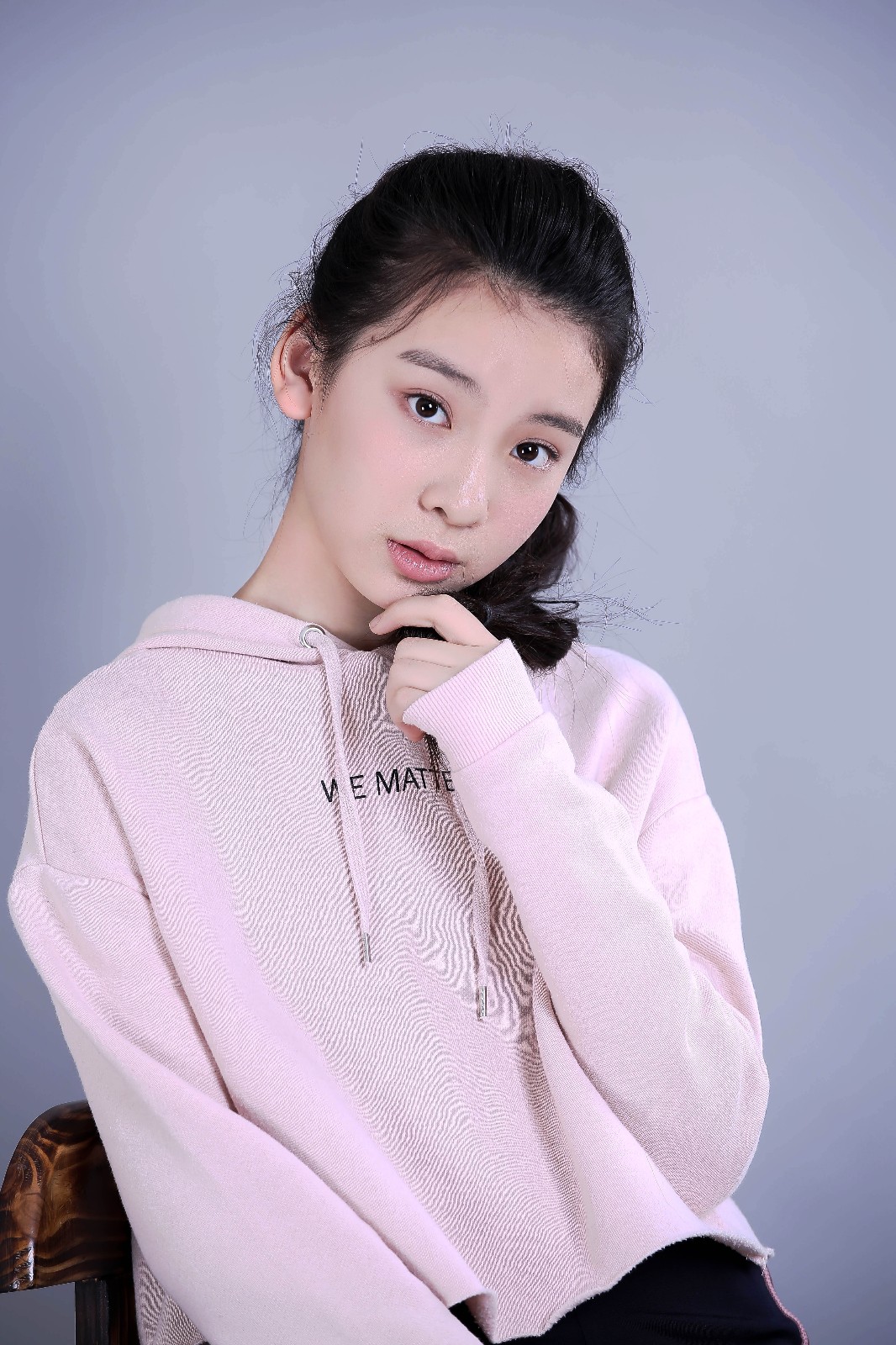 蒋欣悦时尚运动风写真曝光 简约时尚尽显活力