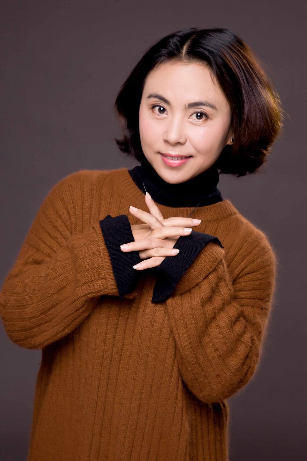 明星教师:石头哥哥 云南广播电视台主持人
