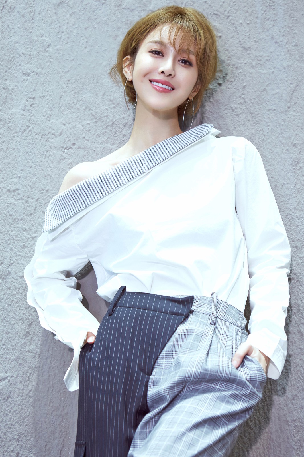 《北部湾人家》杀青 林伊婷用心描绘爱与温情