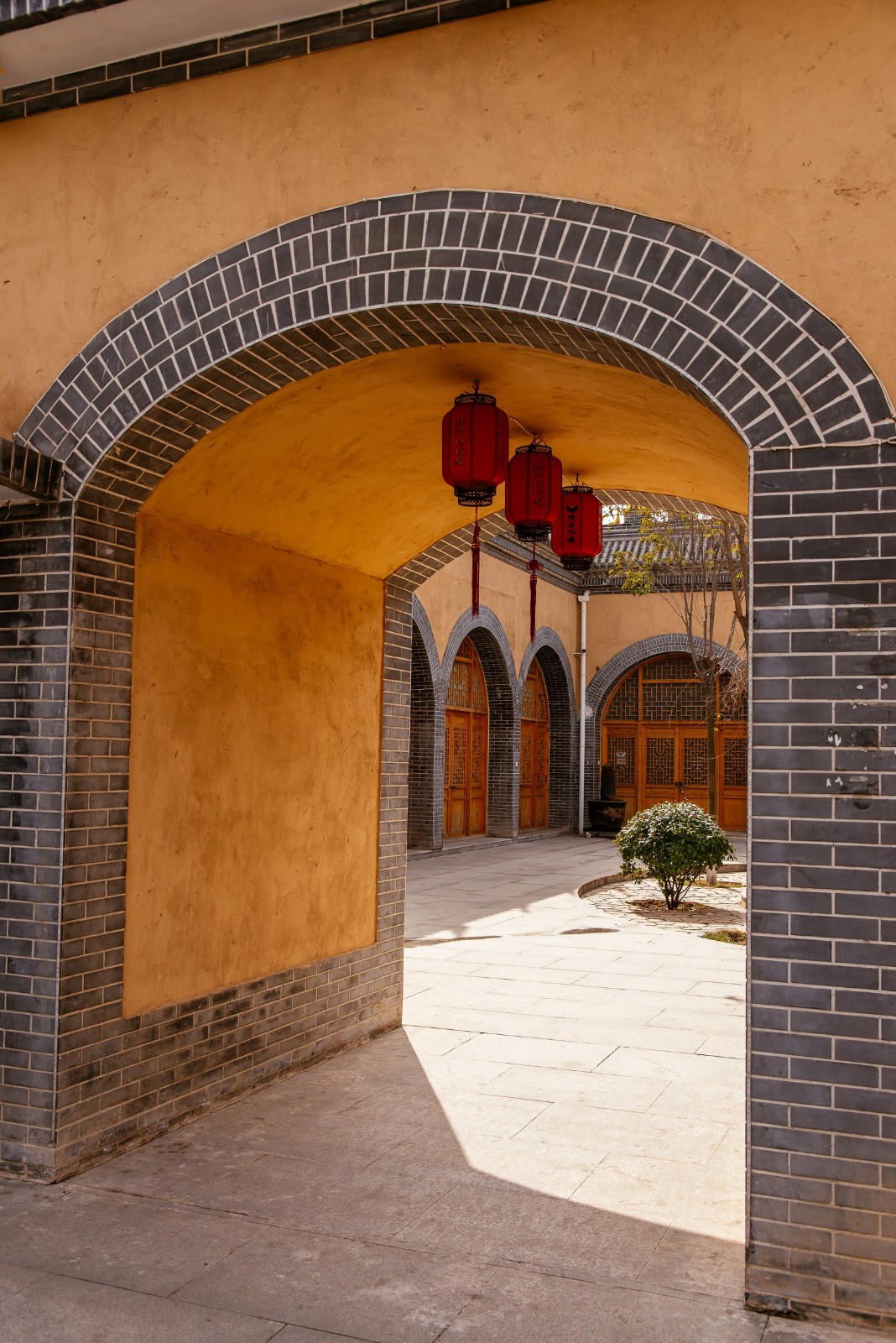 中国特有的四大古民居建筑之一河南三门峡陕州地坑院