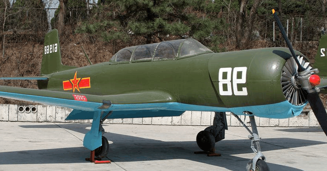 航咖独家探访|英国雅皮士特级飞行表演机之雅克-52