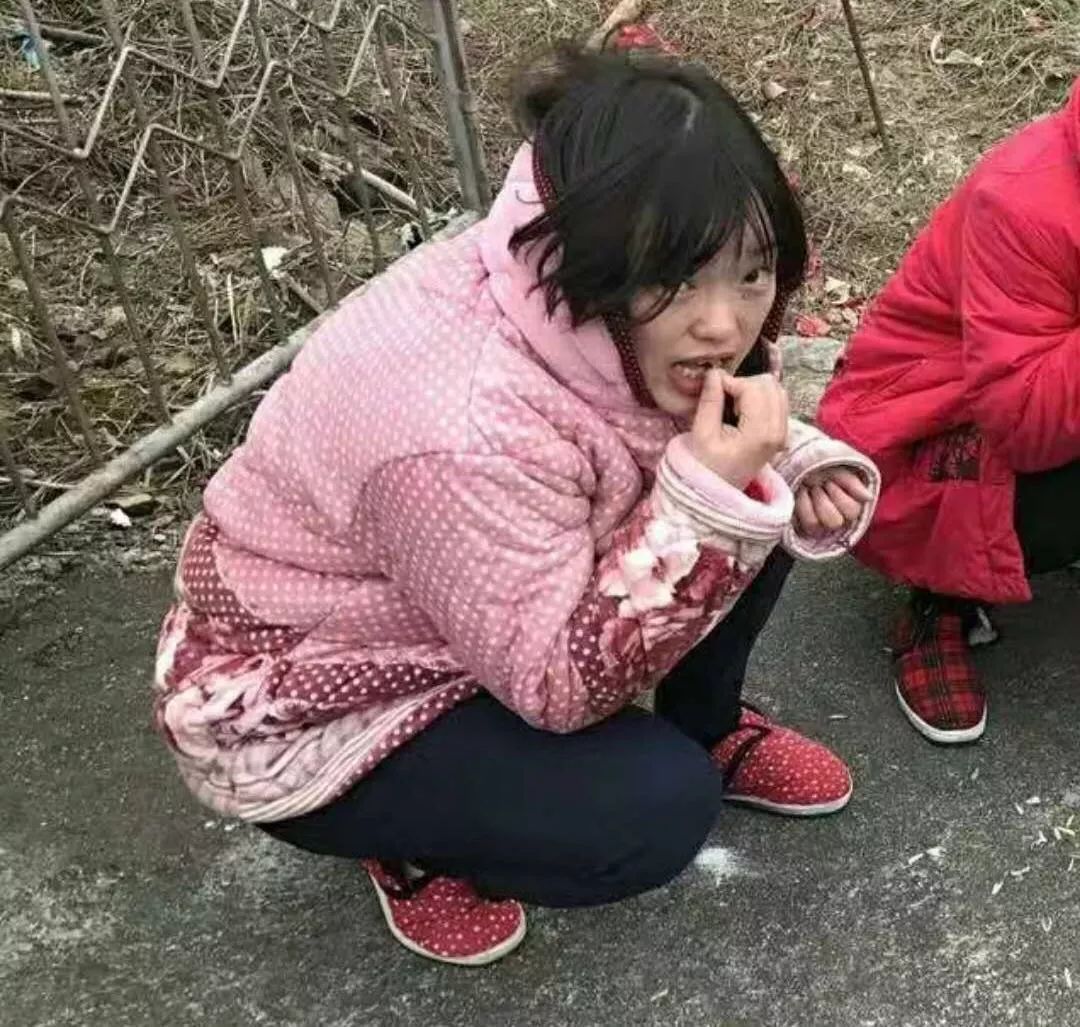 抢红包时激动得坐烂了刚包好的饺子29个笑了一年的过年故事