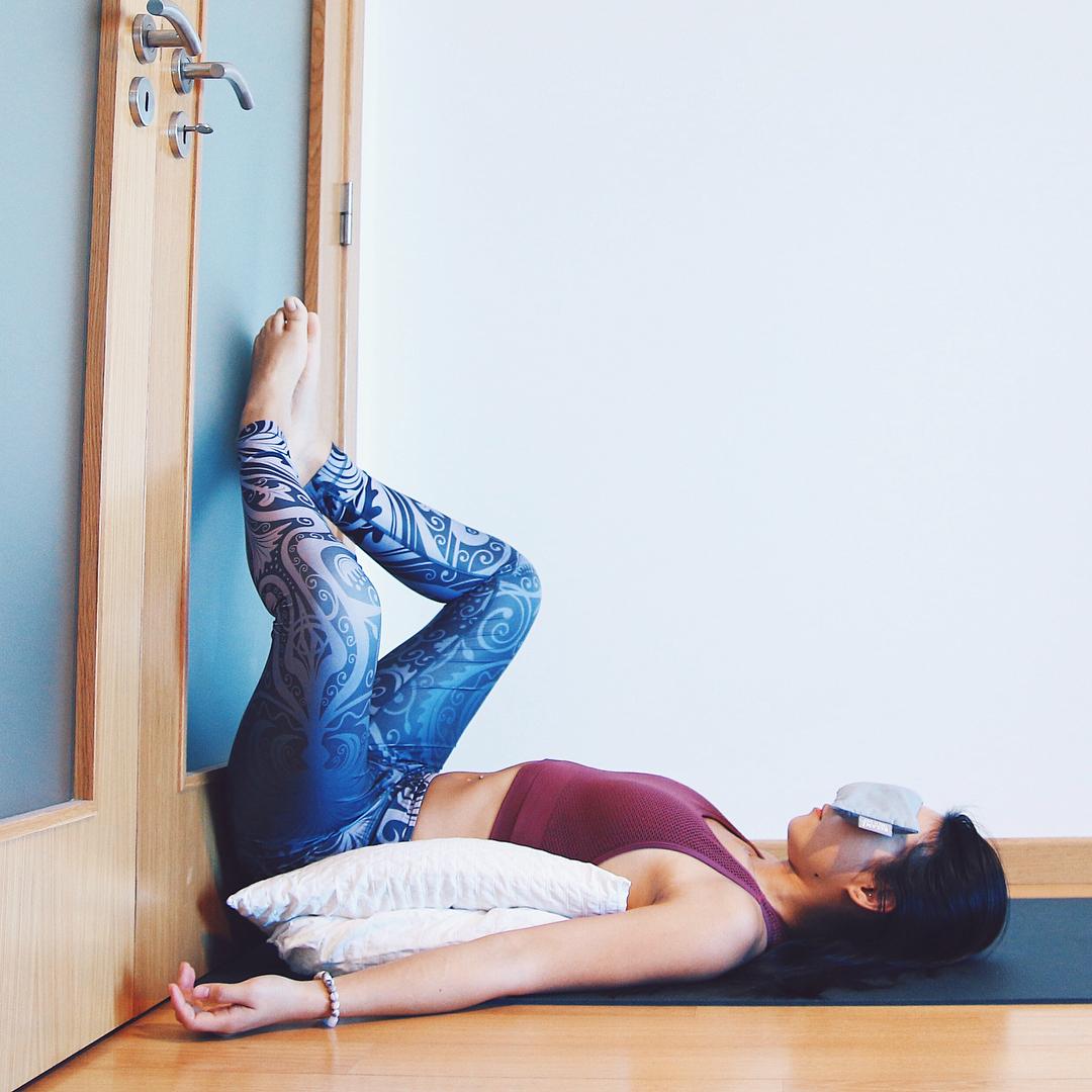 失眠睡不着你需要练习这套助眠瑜伽