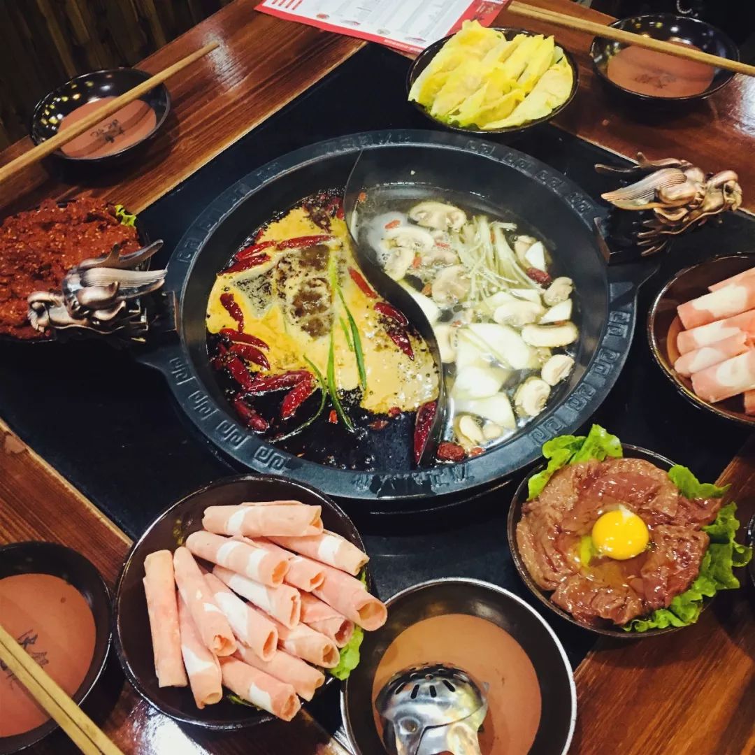 一证在手,火锅我有!孝感学生党吃火锅的福利来了!