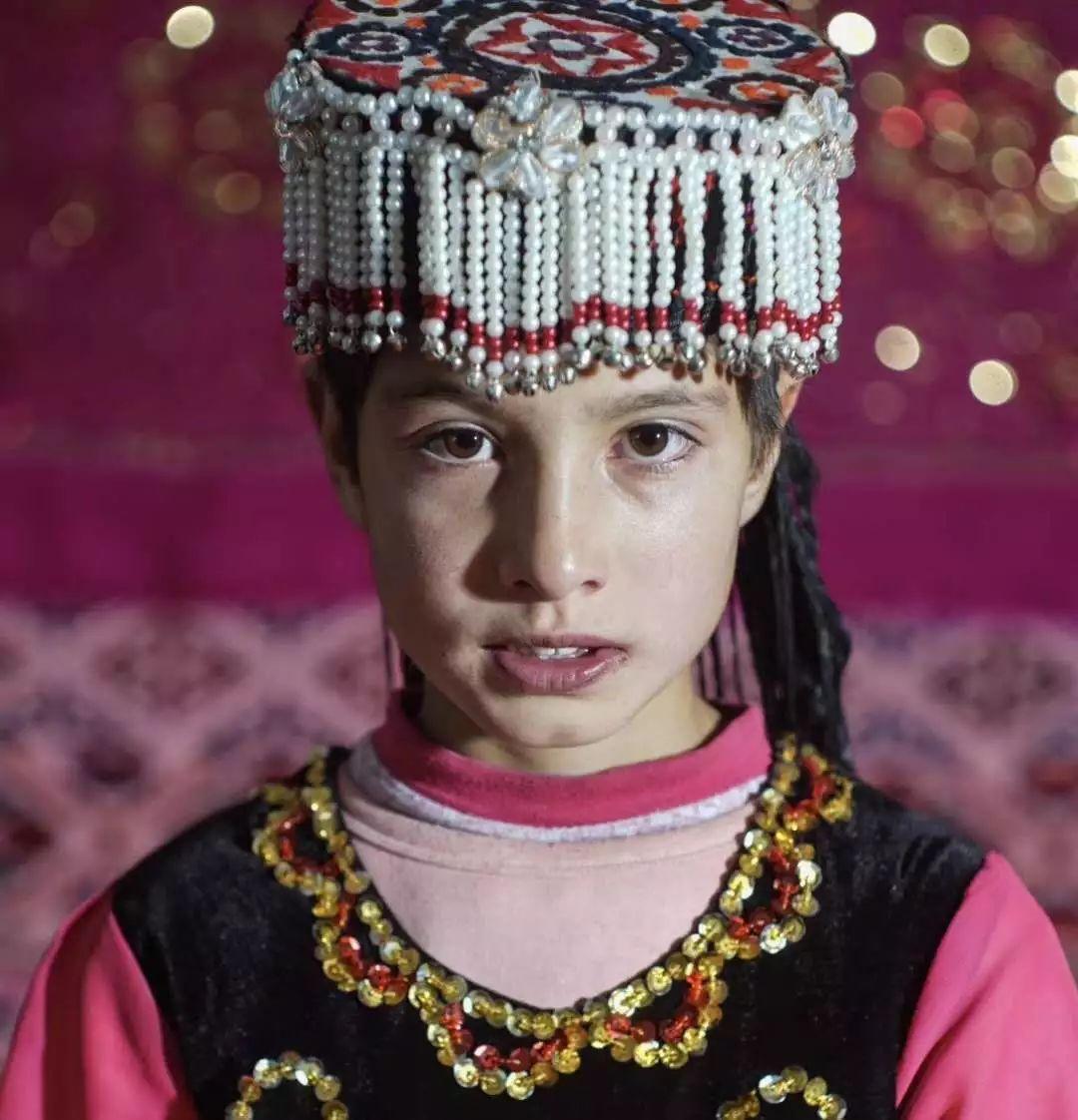 塔吉克族鼻子图片