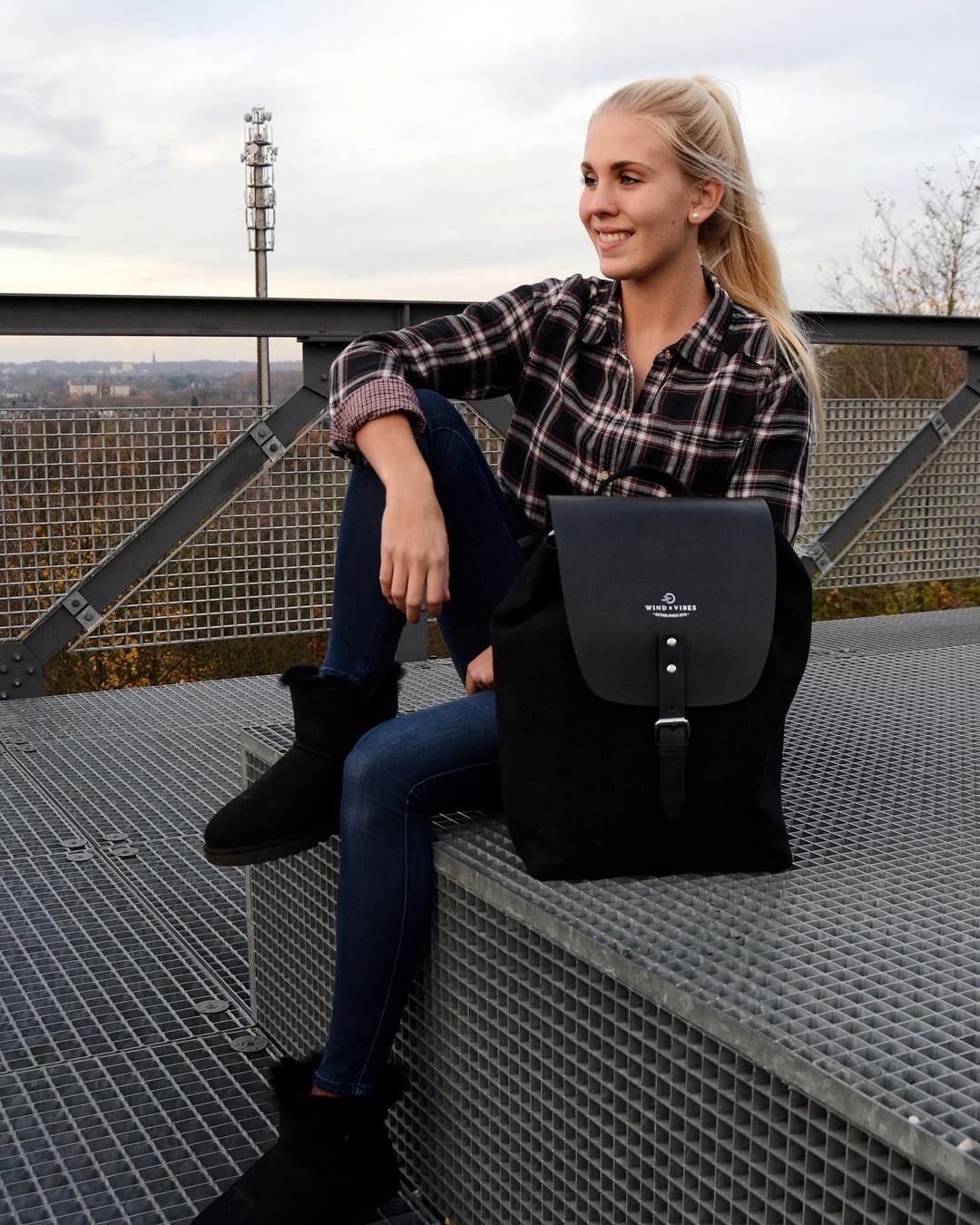 爱笑爱跑步运动的德国妹纸annkathrin照片一组