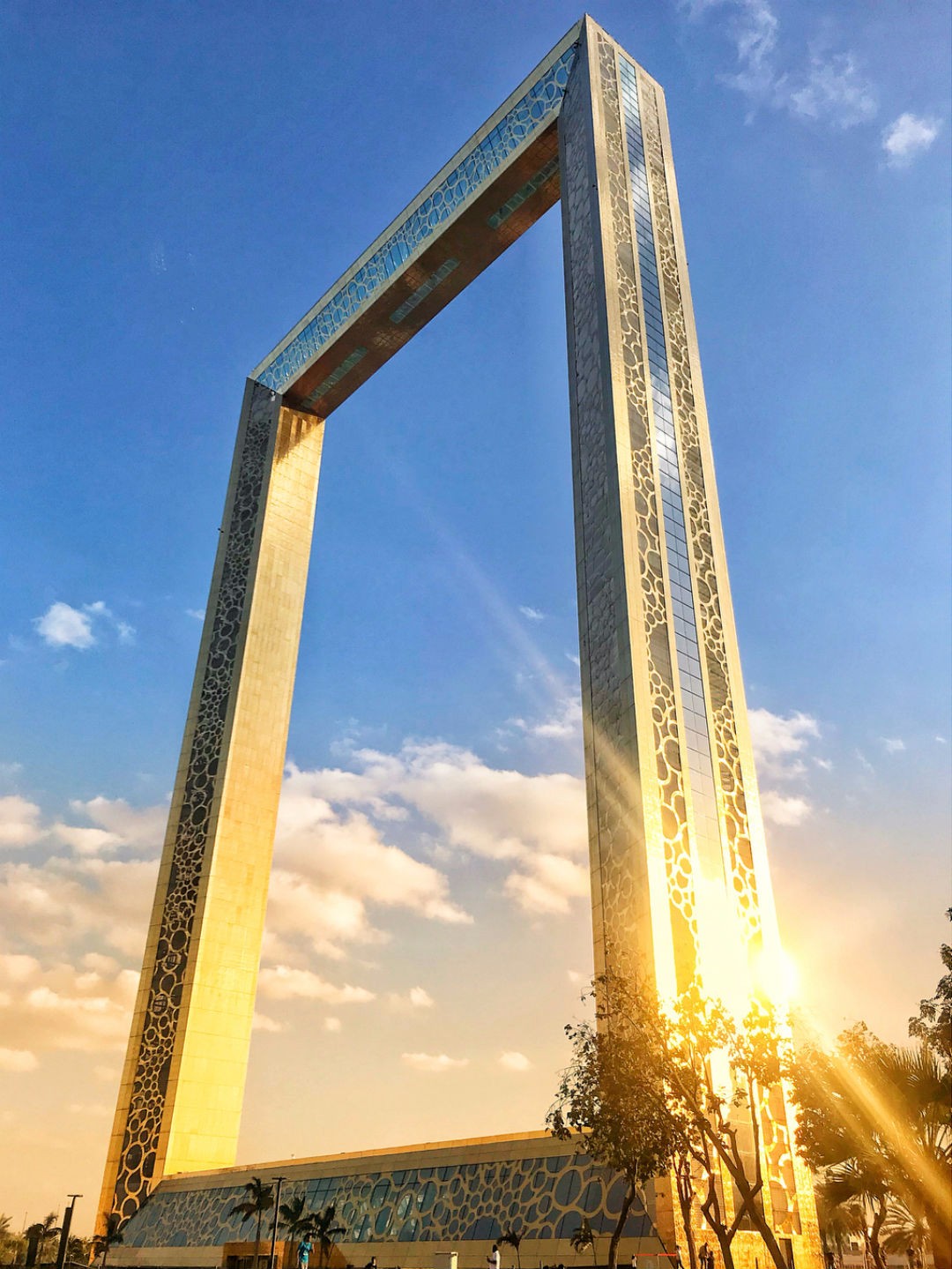 世界上最大的相框|迪拜|相框|摩天大楼_新浪网