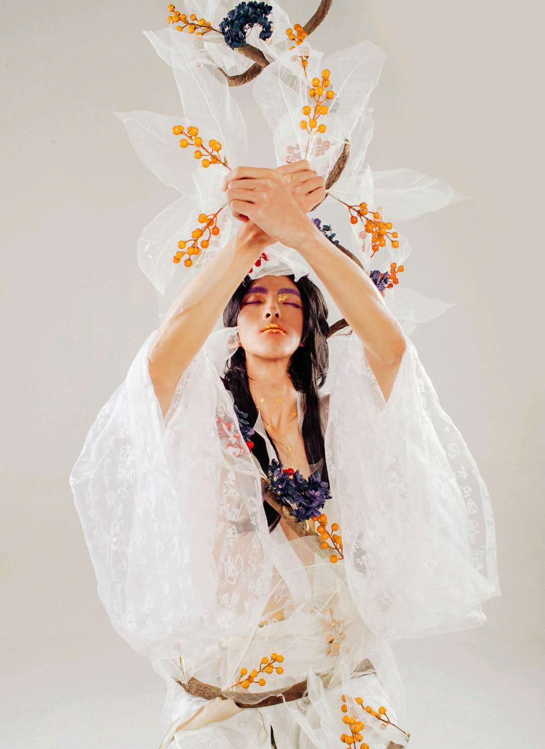 摄影师眼中的建木神树!仙气围绕犹如神话再现!