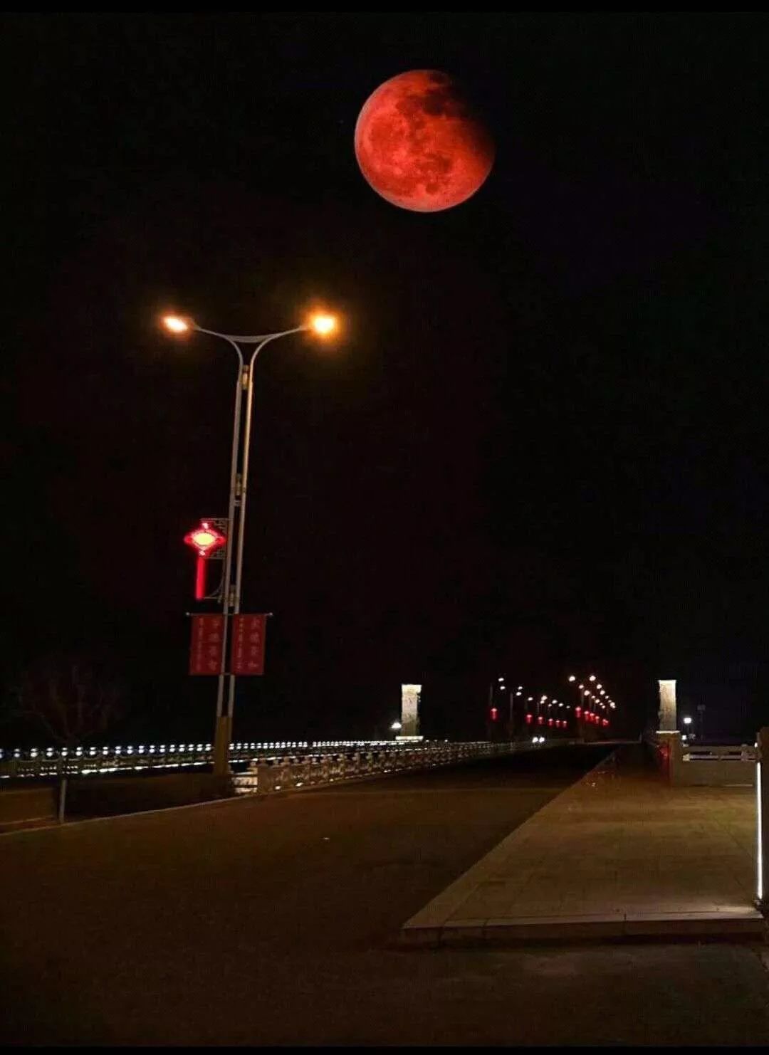 郑州|月亮|艳照_新浪新闻