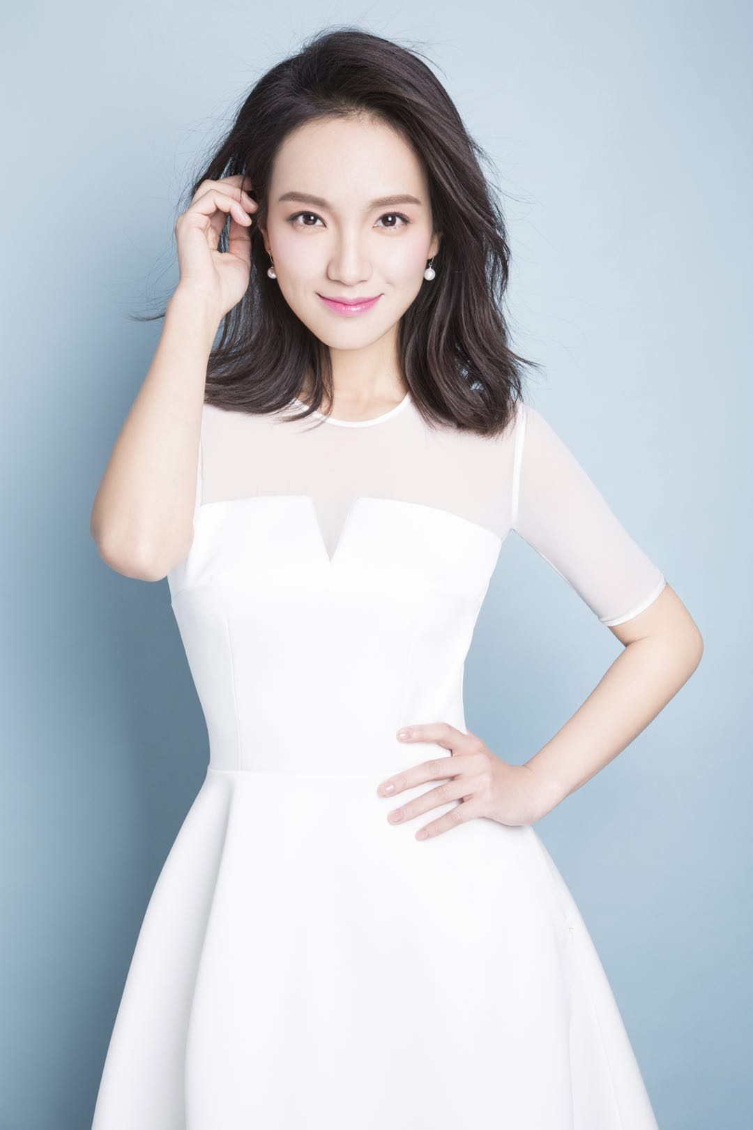 《奇门遁甲》火热上映 魏璐变身妖人赤目霸气开战