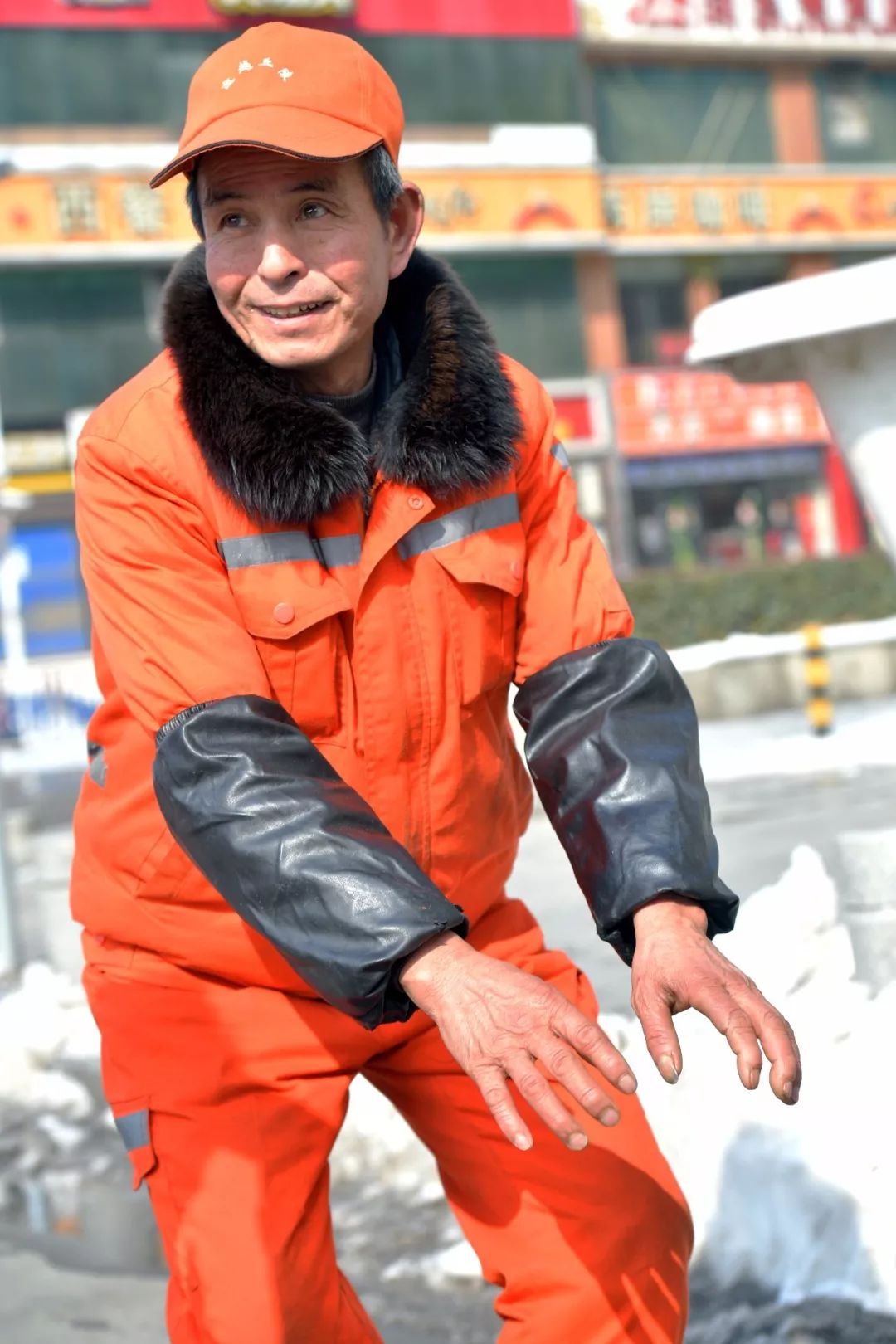 寒冷|交警|清洁工_新浪网