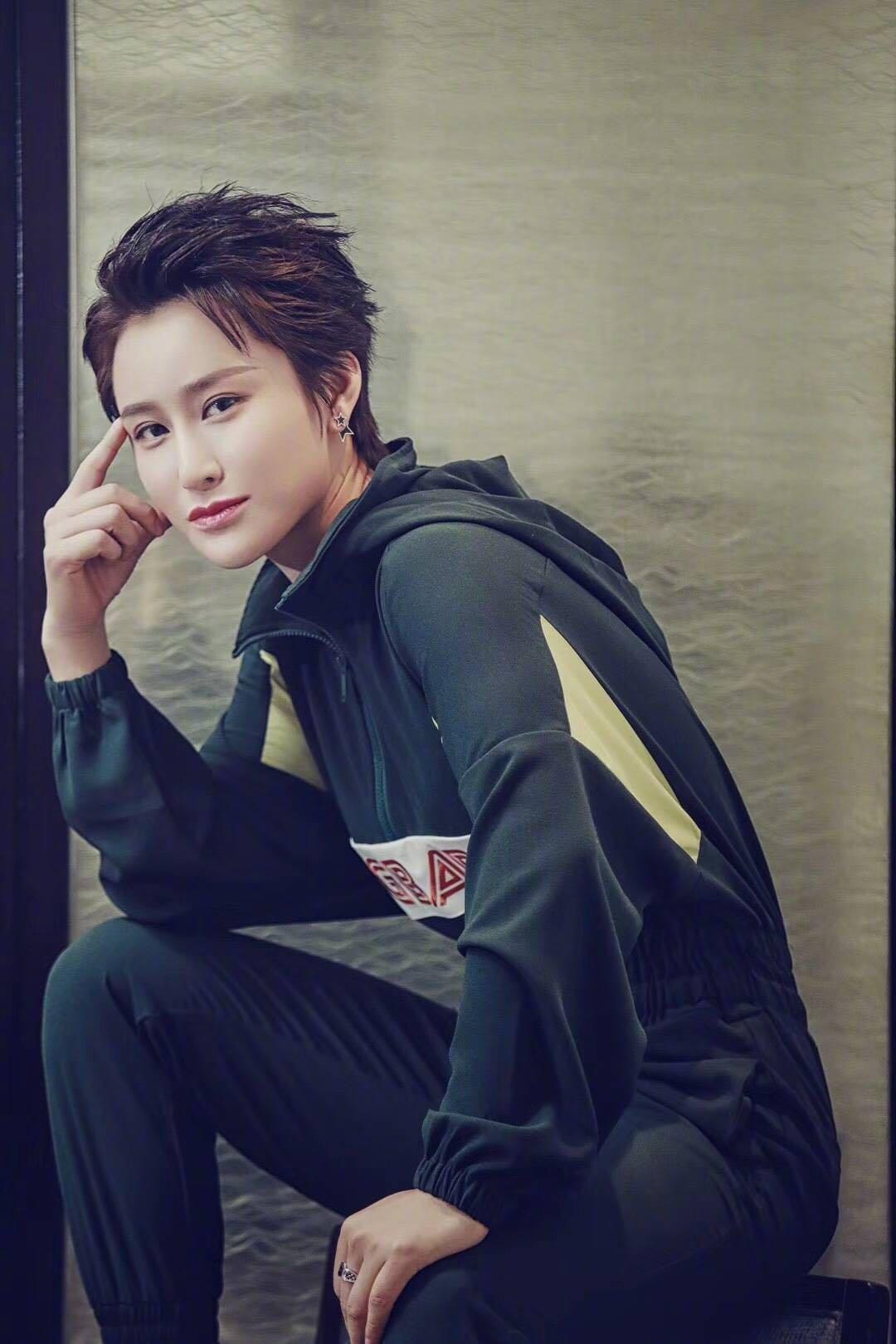 票房破13亿元,蛟龙突击队唯一女兵蒋璐霞,man爆了|蒋璐霞|红海行动