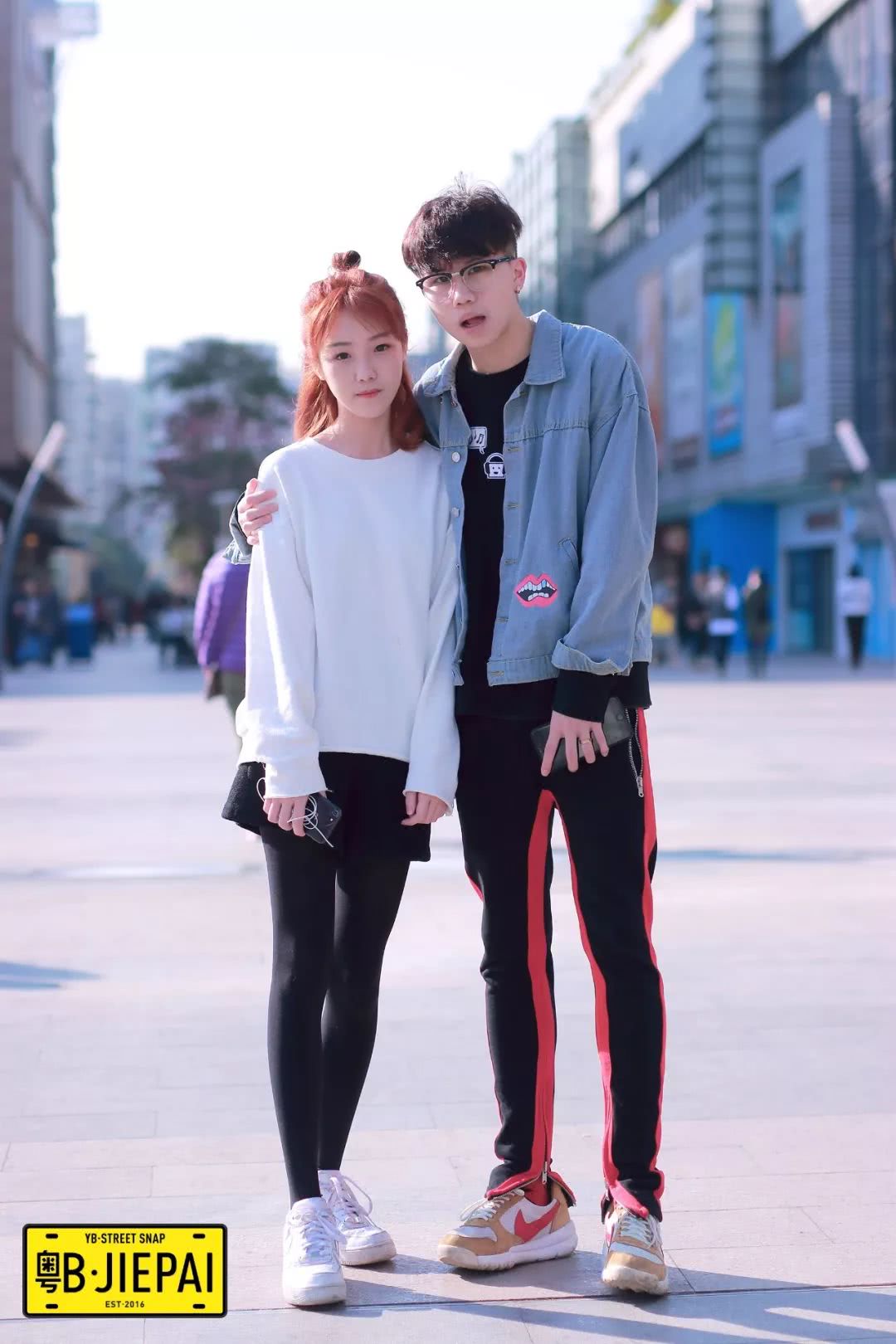 美少女发4真的不是故意滴 都怪深圳街头的情侣们太甜 每一对都太会秀