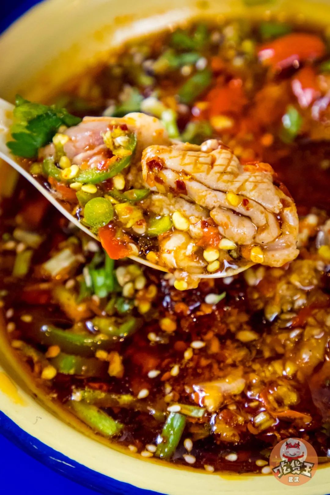 天使or恶魔 冒脑花 地道的成都香辣口味,鲜嫩的脑