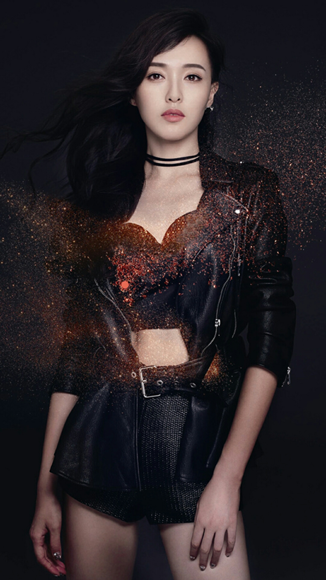 唐嫣美丽的面容高挑的身材不断塑造自我自信