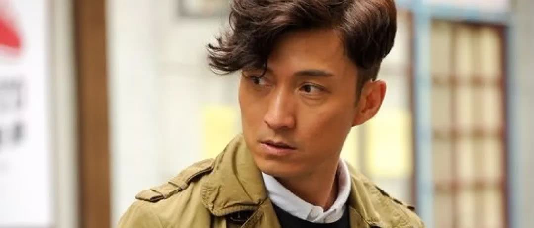 tvb型男小生放弃家族生意,曾与赌王女儿拍拖众叛亲离,如今……|陈山聪