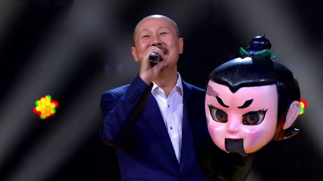 腾格尔将补位《歌手》？“水泥钢筋混凝土”翅膀要来了？