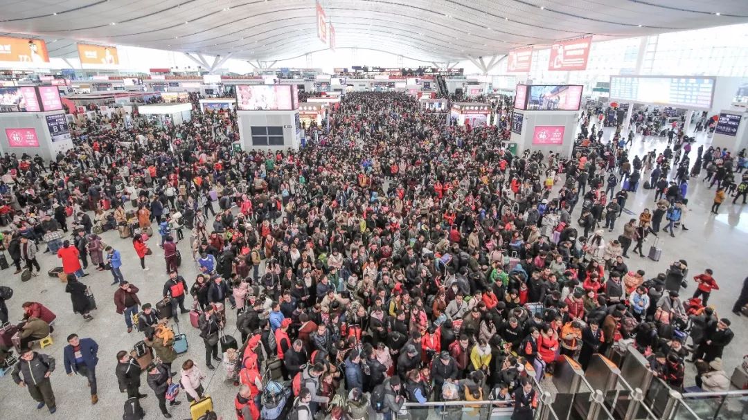 直击深圳2018春运:世界再大,也要回家!